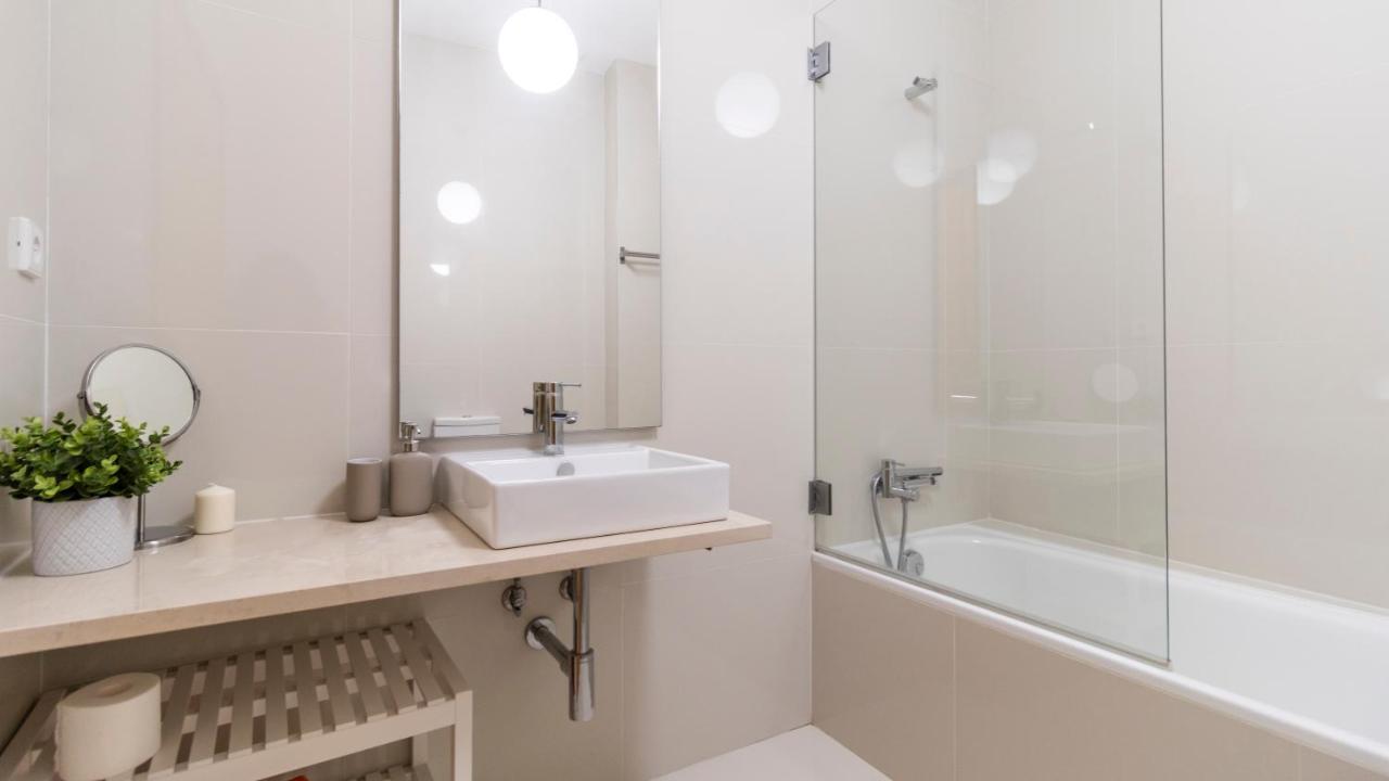 Bento Living By Lovelystay Porto Bagian luar foto