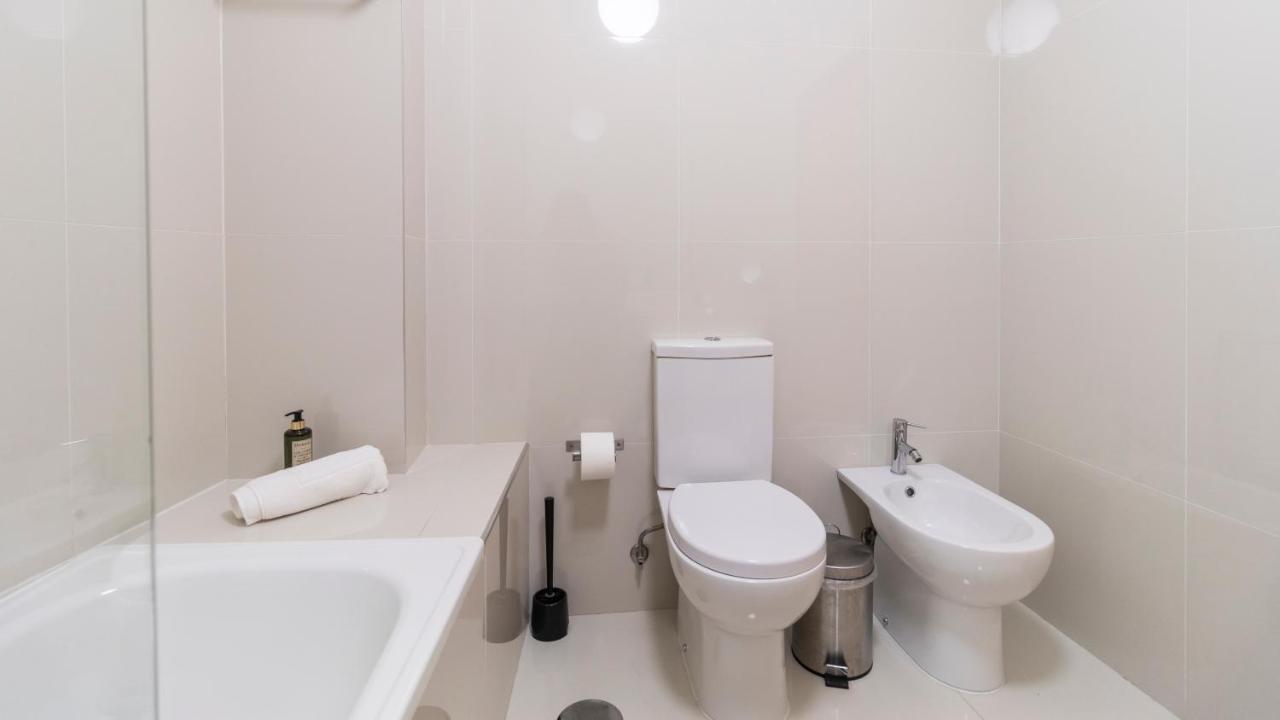 Bento Living By Lovelystay Porto Bagian luar foto